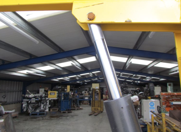 USED MOBILE CRANE 2500KGS - Image 5
